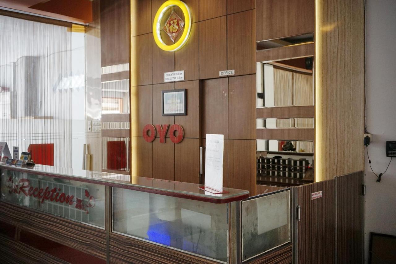 Oyo 2291 Hotel Bahagia Макасар Экстерьер фото